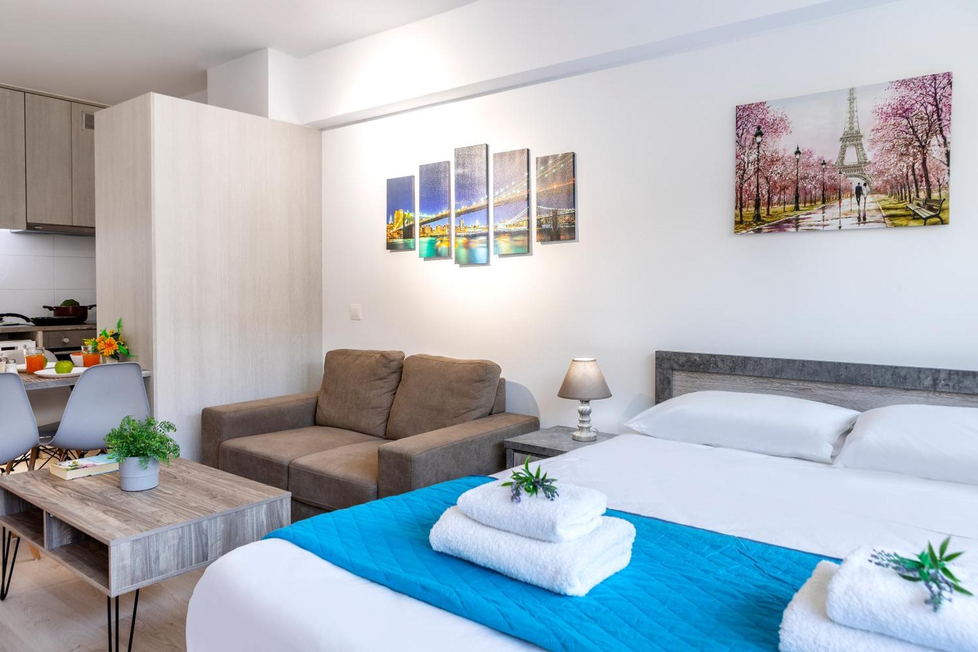 C-Premium Apts 100M From Beach And City Centre Ларнака Екстер'єр фото
